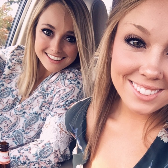 Meet your Posher, Kelcie - Picture 1 of 1